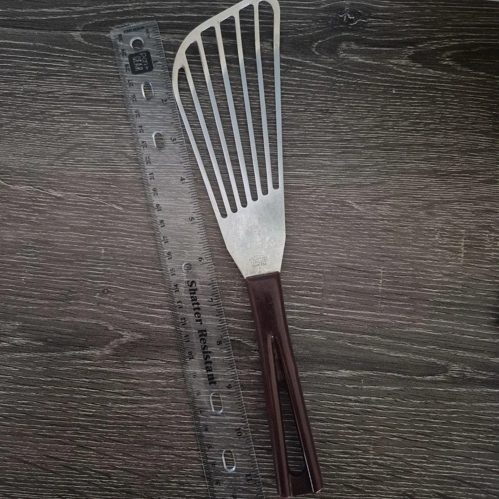 Vintage Stanhome Fish Spatula Stainless Steel Slotted Angled Food Turner *Rare*